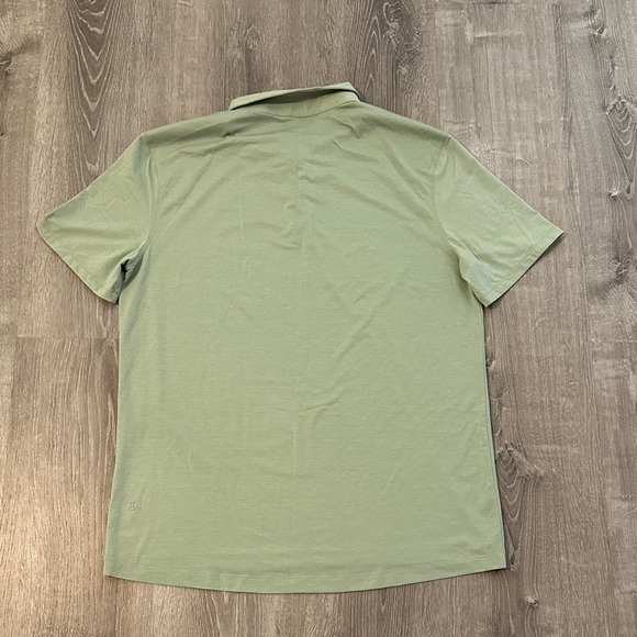 Lululemon XL Men’s Evolution Golf Casual Polo Short Sleeve Slim Fit Shirt - Picture 8 of 9